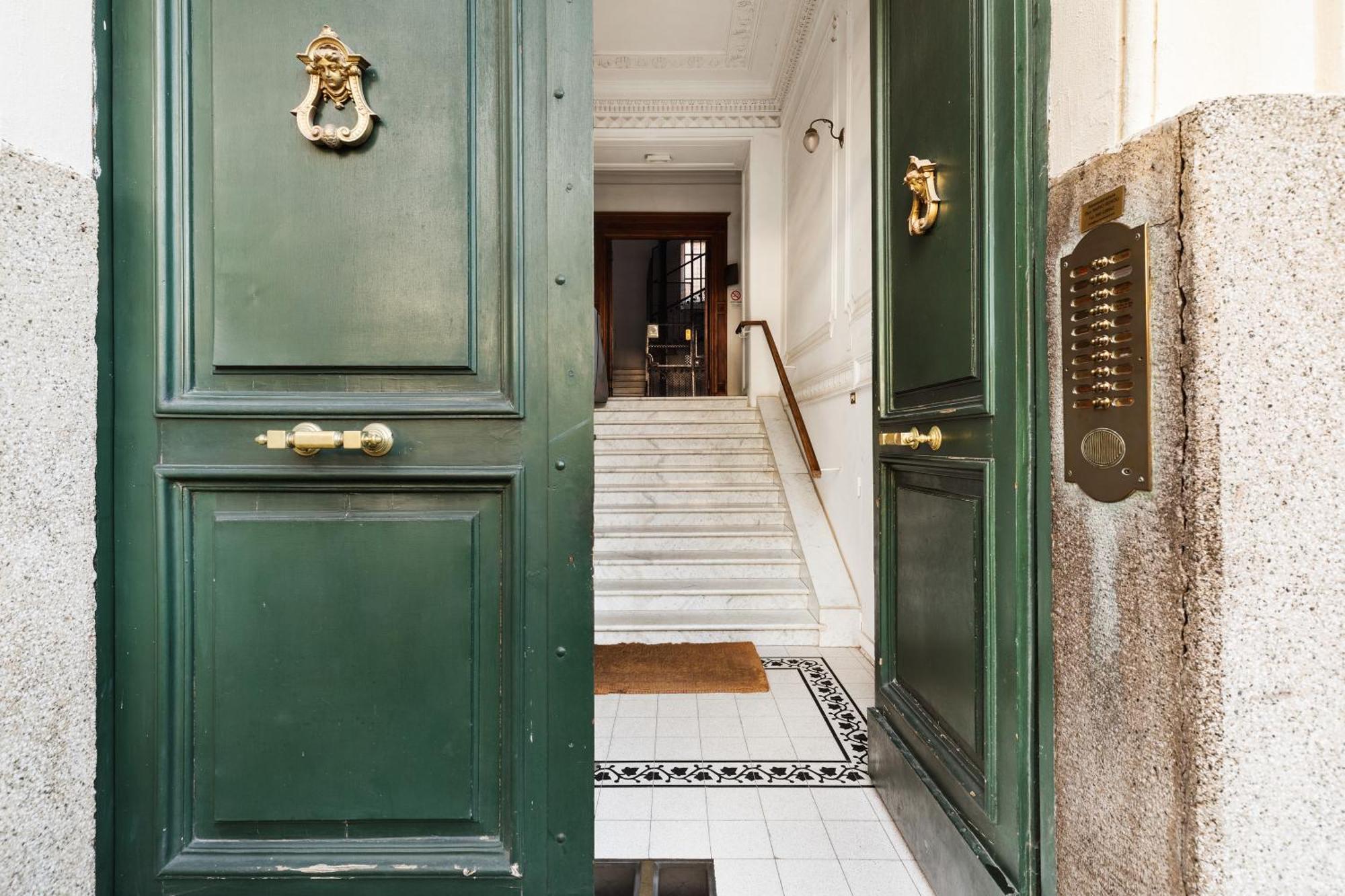 רומא Adriana Boutique Guest House מראה חיצוני תמונה